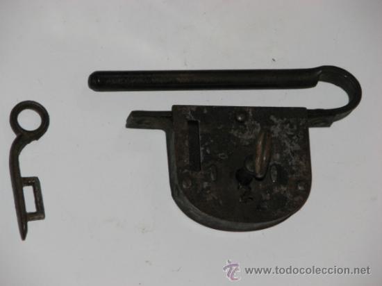 Antig&uuml;edades: ANTIGUO CANDADO - Foto 3