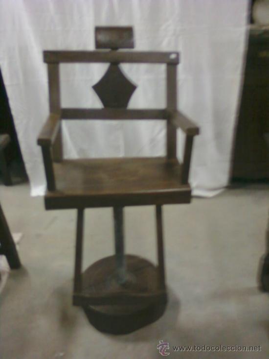 Antig&uuml;edades: SILL&Oacute;N DE BARBERO. R&Uacute;STICO - Foto 1