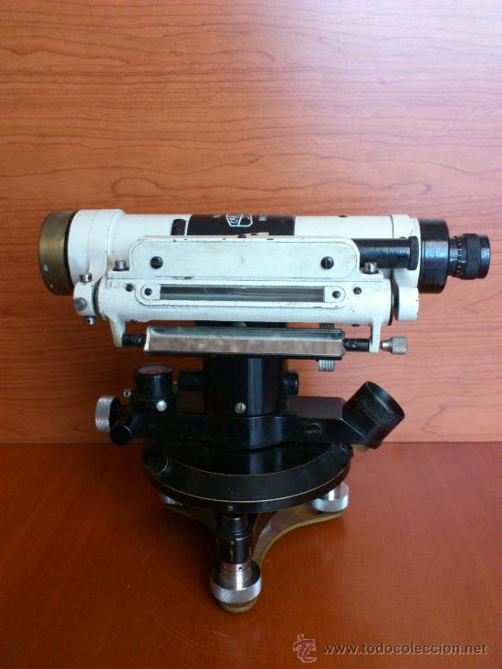 Antiguidades: MAGNIFICO TEODOLITO CARL ZEISS JENA CON SU CAJA ORIGINAL DE ROBLE