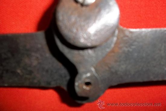 Antig&uuml;edades: BALANZA DE HIERRO EN FORJA PARA RESTAURAR CON PLATOS - Foto 2