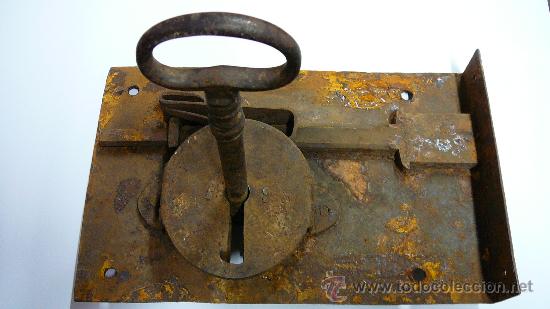 Antig&uuml;edades: Cerradura y llave de finales del S. XVIII - Foto 2