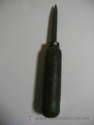 Antig&uuml;edades: Antiguo punz&oacute;n de decapar 19cm de largo total. - Foto 2