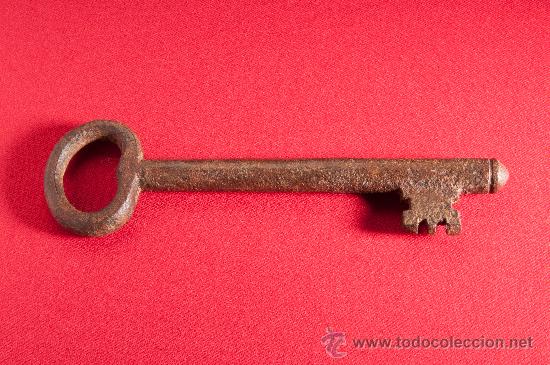 Antig&uuml;edades: LLAVE DE HIERRO FORJADO DEL SIGLO XIX - Foto 1