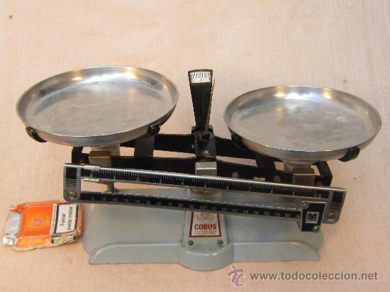 Antig&uuml;edades: BALANZA DE 2KG.  MARCA COBOS - Foto 1