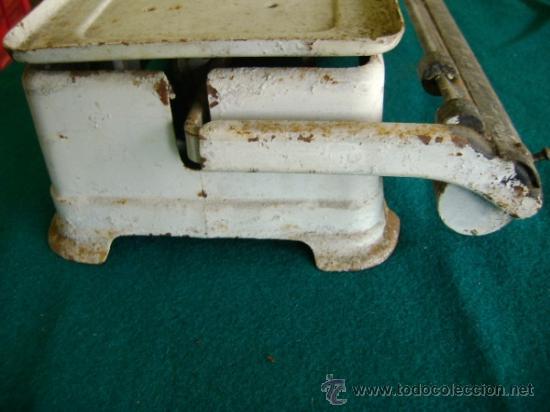 Antig&uuml;edades: Antigua b&aacute;scula de hasta 7,5 kg - Foto 5