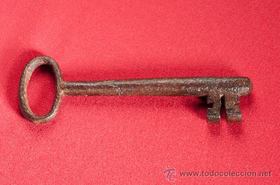 Antig&uuml;edades: LLAVE DE HIERRO FORJADO DEL SIGLO XIX - Foto 1