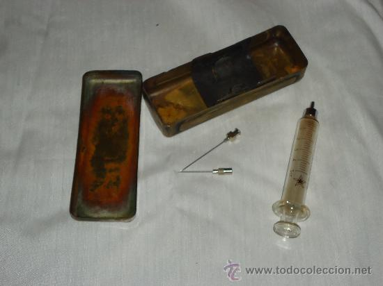 Antig&uuml;edades: ANTIGUA JERINGA DE CRISTAL - Foto 1