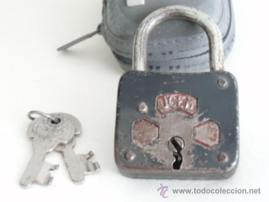Antig&uuml;edades: CANDADO UCEM. CON DOS LLAVES. FUNCIONA CORRECTAMENTE. - Foto 3