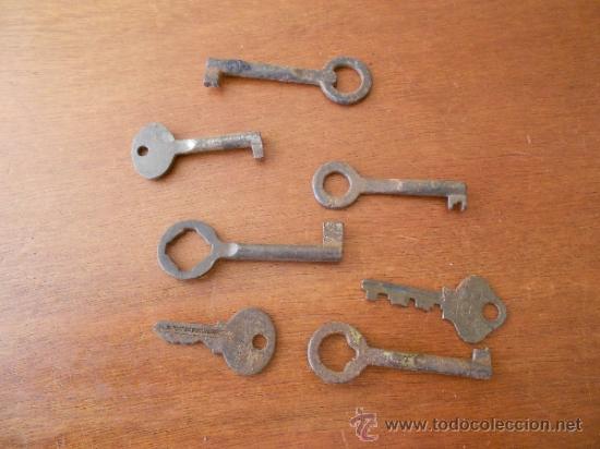 Antig&uuml;edades: LOTE DE SIETE LLAVES ANTIGUAS - Foto 1