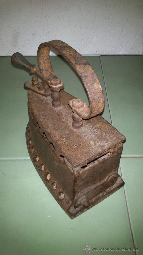 Antig&uuml;edades: Plancha para carb&oacute;n, original - Foto 3