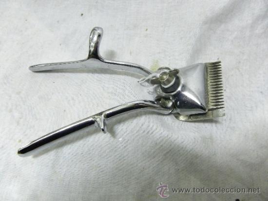 Antig&uuml;edades: MAQUINILLA DE BARBERO - Foto 1