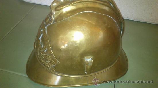 Antig&uuml;edades: Casco de bombero. - Foto 3