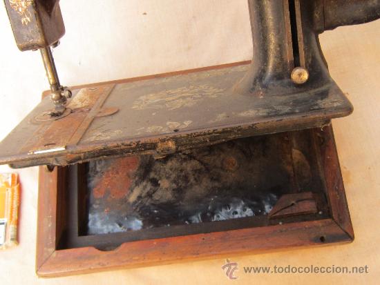 Antig&uuml;edades: MAQUINA DE COSER NEW NATIONAL - Foto 3