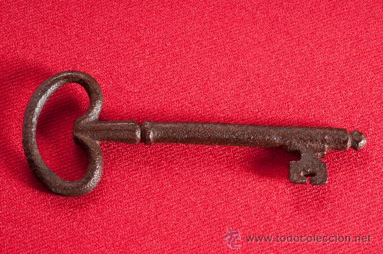 Antig&uuml;edades: LLAVE DE HIERRO FORJADO,  SIGLO XIX - Foto 1