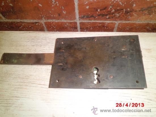 Antig&uuml;edades: CERRADURA ANTIGUA - Foto 2
