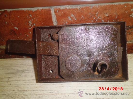 Antig&uuml;edades: CERRADURA ANTIGUA - Foto 2