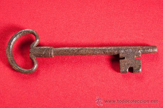 Antig&uuml;edades: LLAVE DE HIERRO FORJADO SIGLO XIX - Foto 1