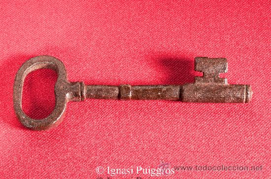 Antig&uuml;edades: LLAVE DE HIERRO FORJADO  FINALES SIGLO XVIII - Foto 2