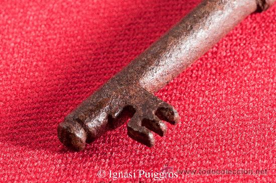 Antig&uuml;edades: LLAVE DE HIERRO FORJADO SIGLO XIX - Foto 2