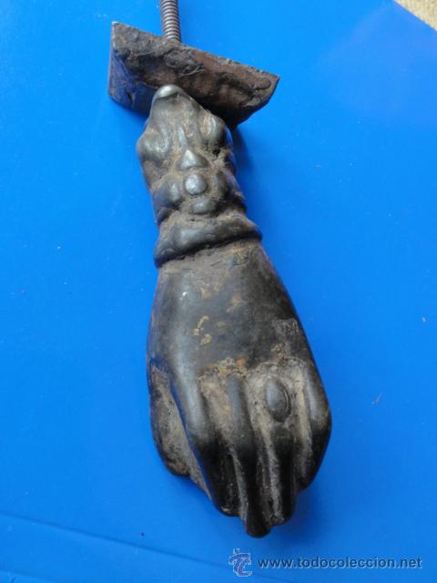 Antig&uuml;edades: LLAMADOR MANO HIERRO - Foto 1