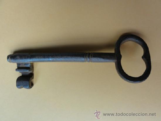Antig&uuml;edades: LLAVE ANTIGUA - Foto 1
