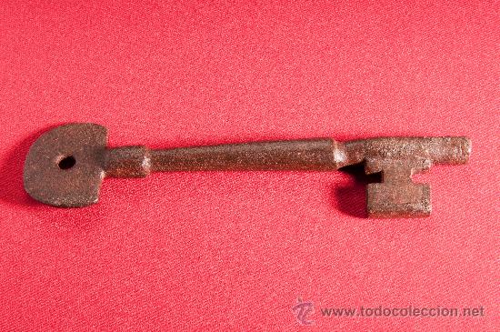 Antig&uuml;edades: LLAVE DE HIERRO FORJADO SIGLO XVIII - Foto 1