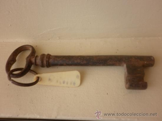 Antig&uuml;edades: LLAVE DE FORJA DE 15,5 CM DE LARGO - Foto 1