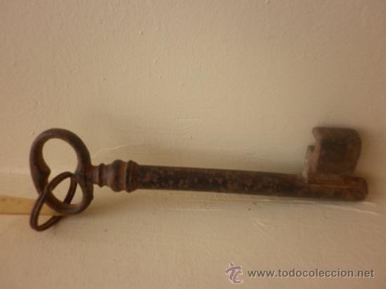 Antig&uuml;edades: LLAVE DE FORJA DE 15,5 CM DE LARGO - Foto 3