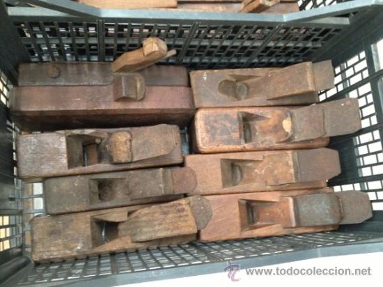 Antig&uuml;edades: ANTIGUO CEPILLO DE CARPINTERO - Foto 1