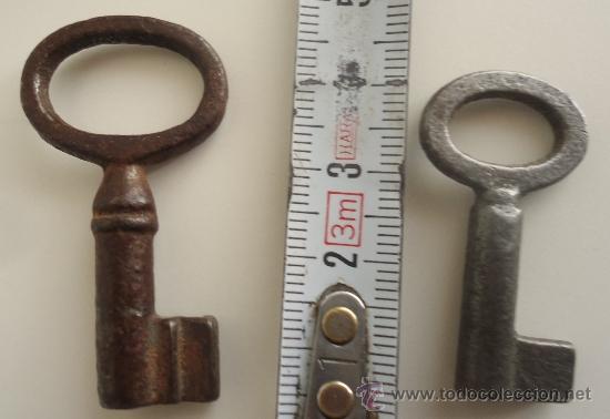 Antig&uuml;edades: Antiguas llaves de forja, peque&ntilde;a llave - Foto 1