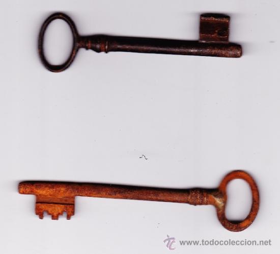 Antig&uuml;edades: 2 ANTIGUAS LLAVES 10 Cm Y 12 Cm - Foto 1