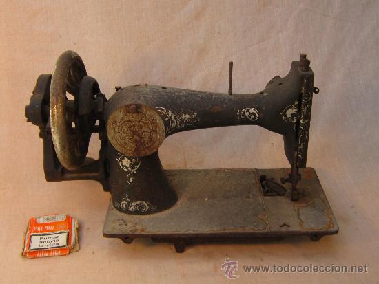 Antig&uuml;edades: MAQUINA DE COSE GRITNER N&ordm;2321716 - Foto 2