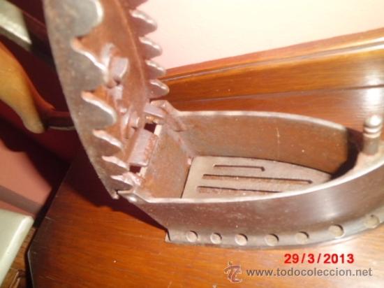 Antig&uuml;edades: PLANCHA DE HIERRO ANTIGUA. - Foto 4