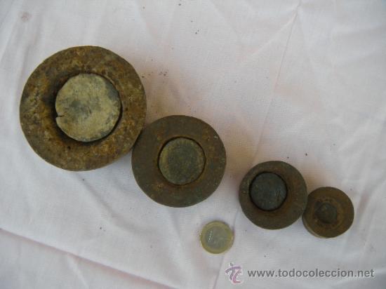 Antig&uuml;edades: ANTIGUA PESA DE HIERRO, LOTE DE 4. - Foto 2