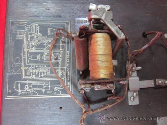 Tel&eacute;fonos: Antiguo tel&eacute;fono de pared para restaurar. - Foto 5