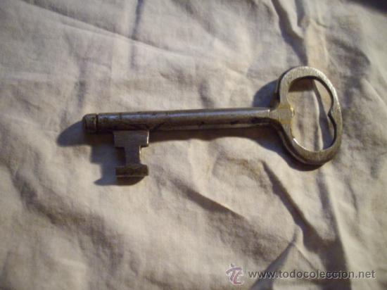 Antig&uuml;edades: antigua llave de hierro estilo forja 10 cm - Foto 1