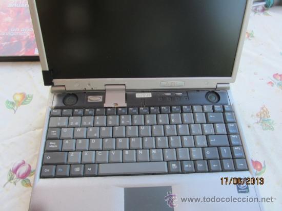 Antig&uuml;edades: portatil ARIS Modelo 200 Pentium III - Foto 1