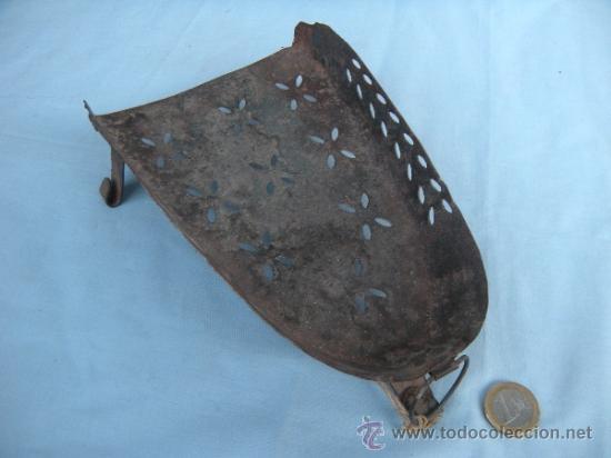 Antig&uuml;edades: ANTIGUO PIE DE PLANCHA, PLANCHERO. - Foto 3