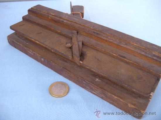 Antig&uuml;edades: CARPINTER&Iacute;A. ANTIGUO CEPILLO MOLDURAS - Foto 3