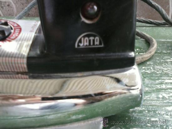 Antig&uuml;edades: antigua plancha jata, bitension. - Foto 2
