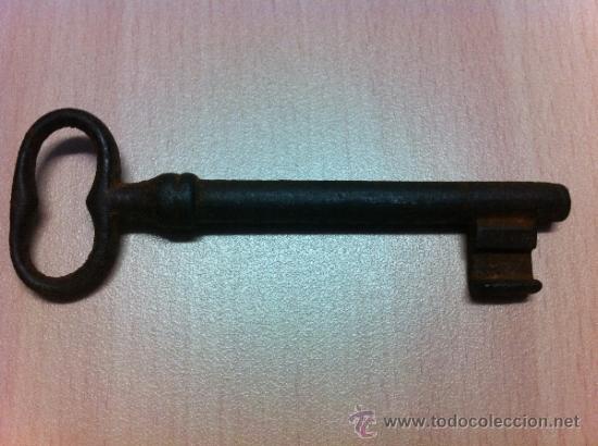 Antig&uuml;edades: ANTIGUA LLAVE DE FORJA HECHA A MANO. 12 CMS - Foto 4