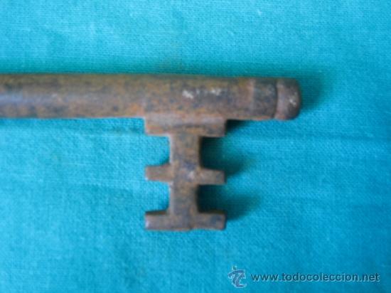 Antig&uuml;edades: Llave antigua - Foto 2