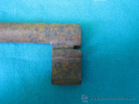 Antig&uuml;edades: Llave antigua - Foto 2