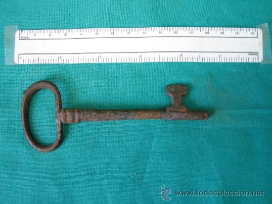 Antig&uuml;edades: Llave antigua - Foto 2