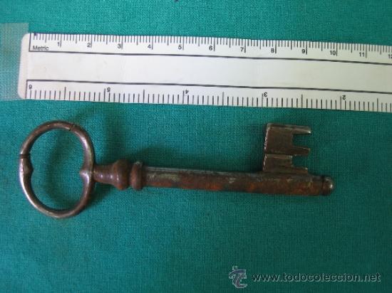 Antig&uuml;edades: Llave antigua - Foto 2