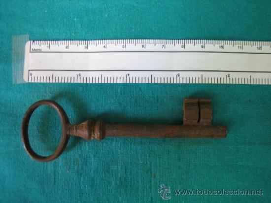 Antig&uuml;edades: Llave antigua - Foto 2
