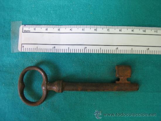 Antig&uuml;edades: Llave antigua - Foto 2
