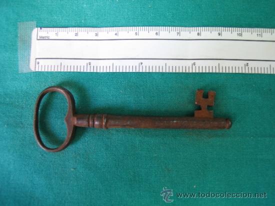 Antig&uuml;edades: Llave antigua - Foto 2