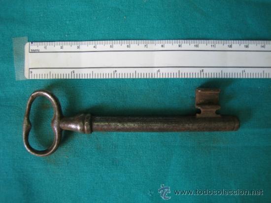 Antig&uuml;edades: Llave antigua - Foto 2