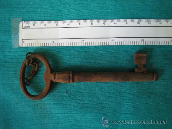 Antig&uuml;edades: Llave antigua 4 - Foto 2